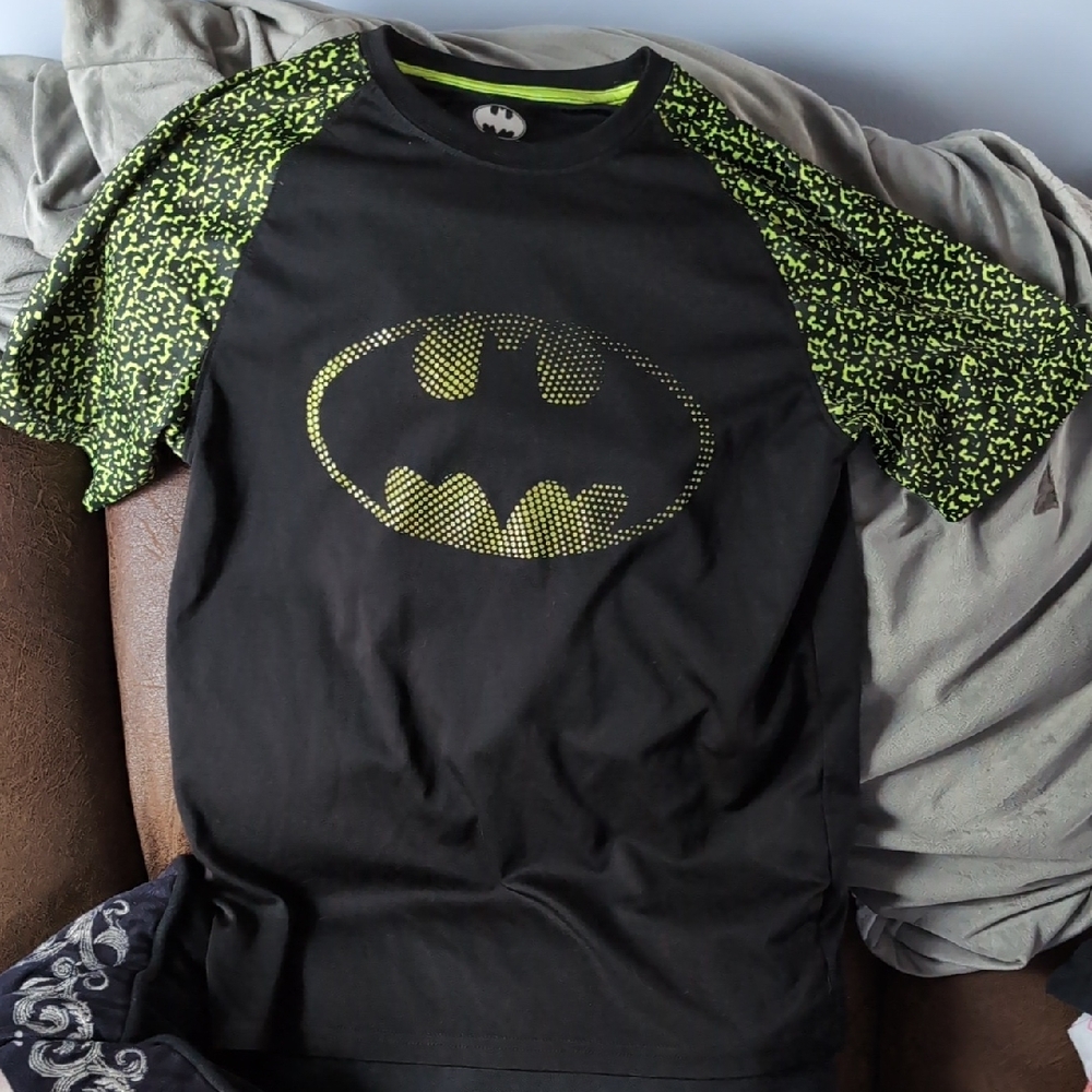 Batman Black & Neon Yellow Tee XL